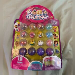 Brand new pack of 16 squinkies